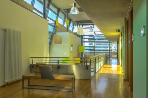 Endter Architektur im öffentlichen Bau: Neubau eines Amtsgebäude bei München, Innenhalle
