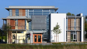 Endter Architektur für öffentlichen Bau: Amtsgebäude bei München (Bild: Lothar Reichel)